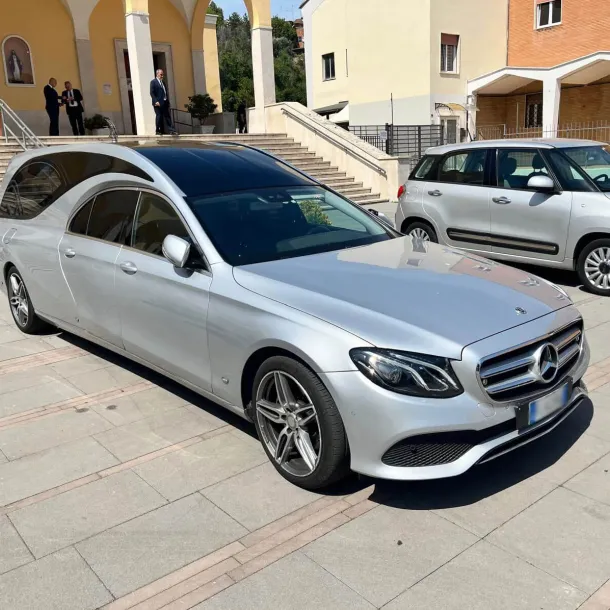Esempio dalla galleria fotografica di IMPRESA FUNEBRE SAN LUCA SRL