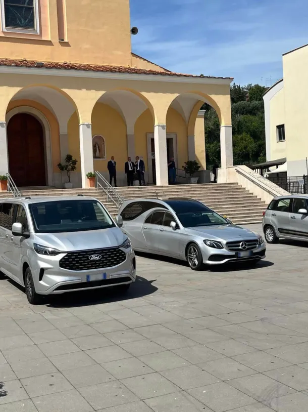 Esempio dalla galleria fotografica di IMPRESA FUNEBRE SAN LUCA SRL