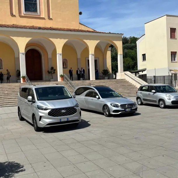 Esempio dalla galleria fotografica di IMPRESA FUNEBRE SAN LUCA SRL
