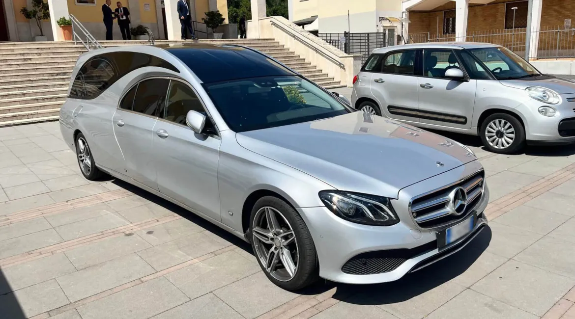 Esempio dalla galleria fotografica di IMPRESA FUNEBRE SAN LUCA SRL